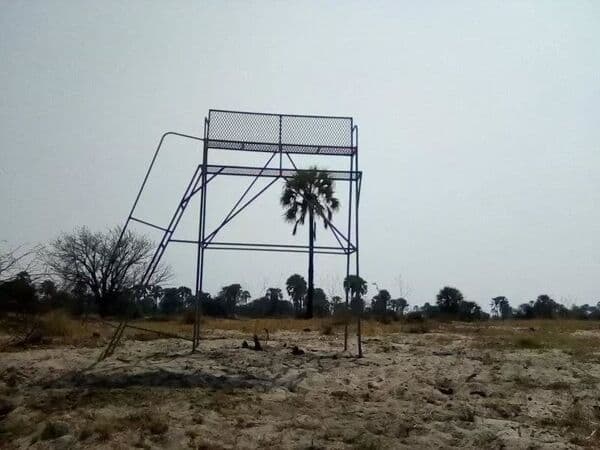 Game viewing platform in the bush